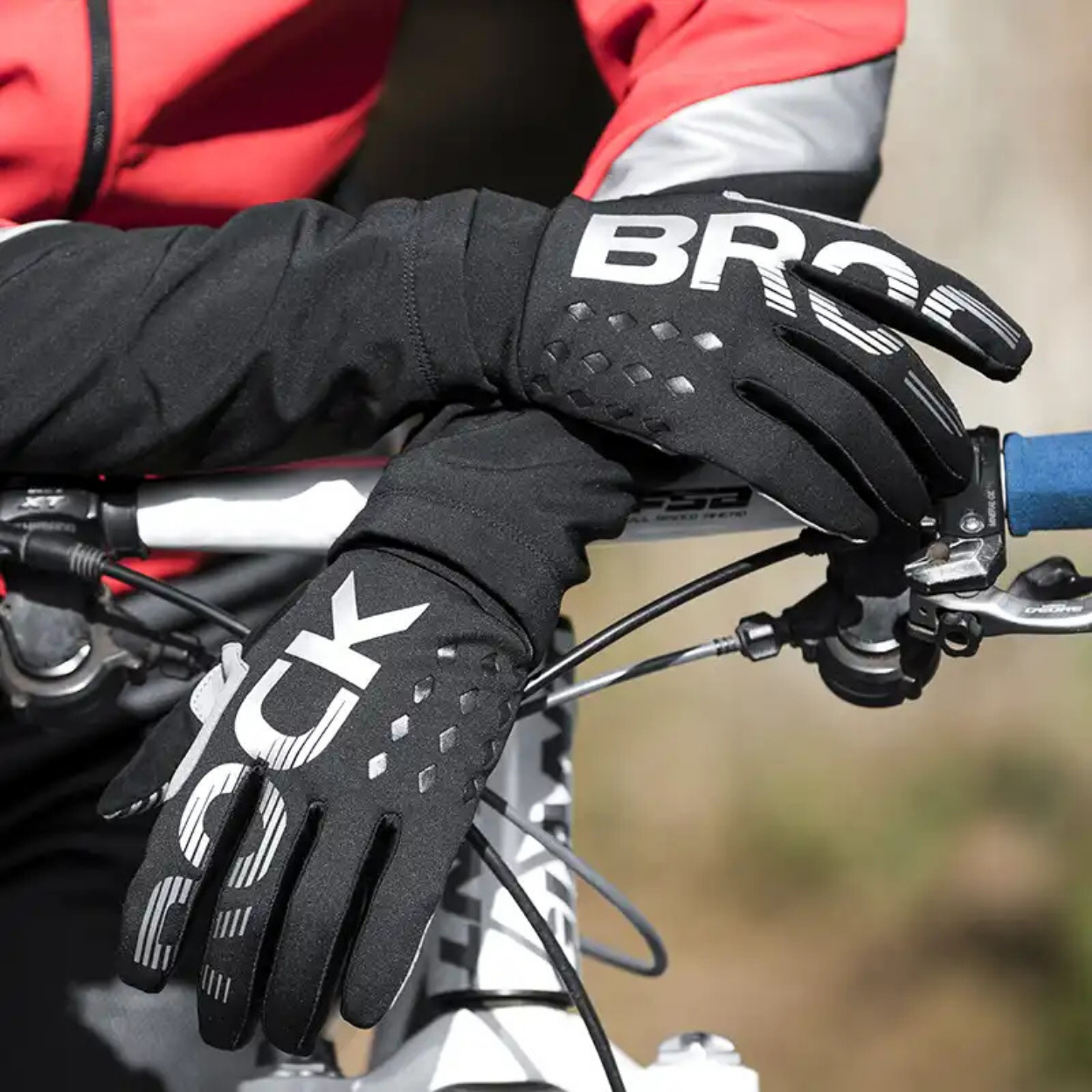 Warm and Waterproof Winter Cycling Gloves