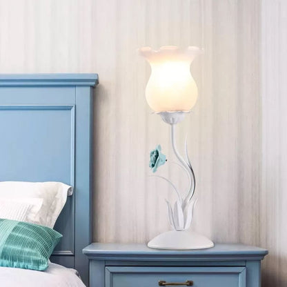 Decorative Flower Table Lamp for Bedroom